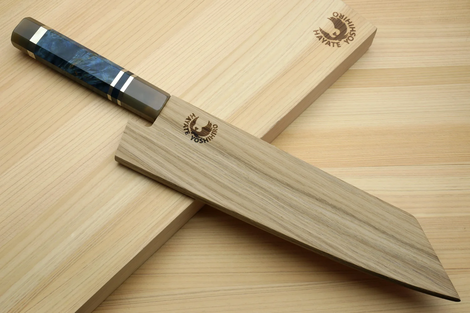 Yoshihiro AUS10 Ice Hardened Stainless Steel Kiritsuke Japanese Chef Knife with Ocean Blue Handle - Image 8