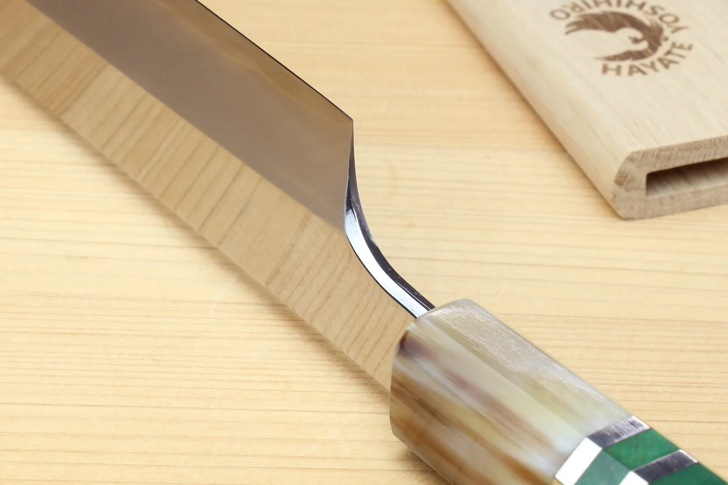 Yoshihiro Gintsuru Ginsan Stainless Steel Yanagi Kiritsuke Mirror Finished Sushi Sashimi Japanese Knife with Stabilized Maple Burl Handle (Blade Length: 11.8" (300mm)) - Image 5