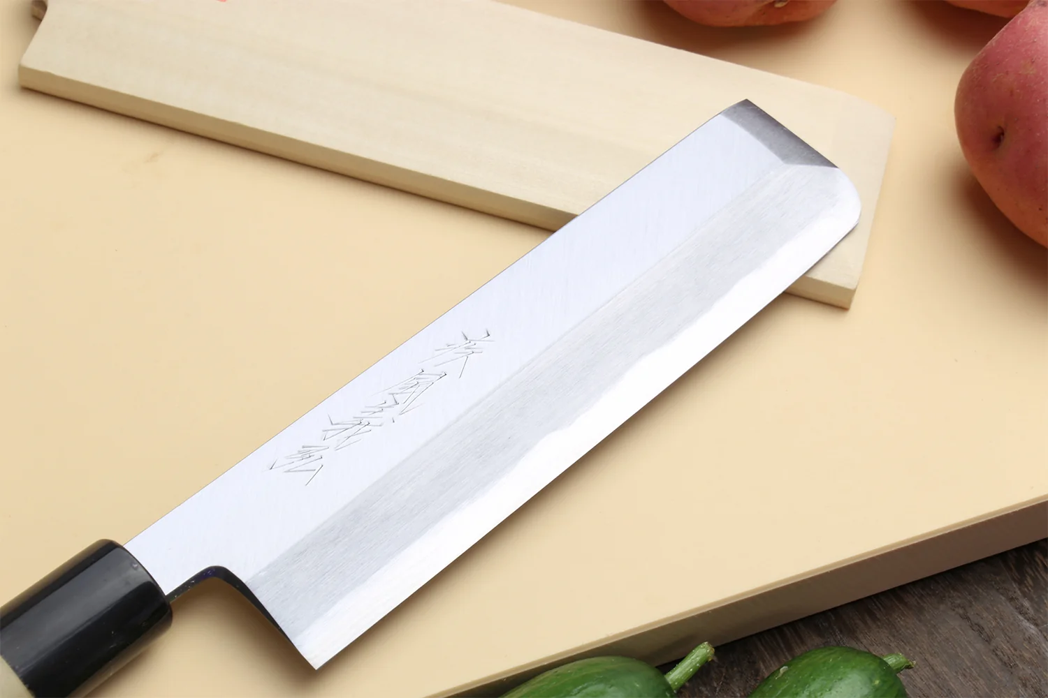 Yoshihiro Kasumi White Steel Edo Usuba Traditional Japanese Vegetable Chopping Chef Knife, Magnolia Handle - Image 4