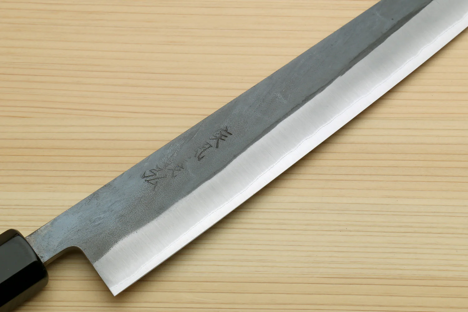 Yoshihiro Kurouchi Black-Forged Blue Steel Stainless Clad Sujihiki Kiritsuke Slicer Knife (Ebony Handle) - Image 4
