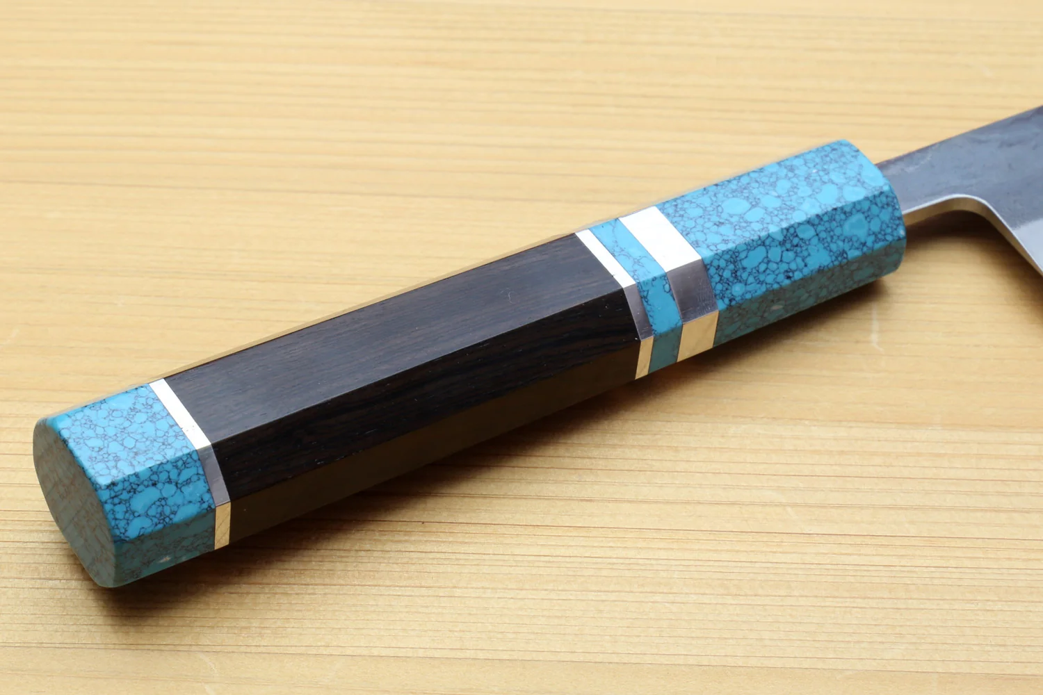 Yoshihiro Kurouchi Black-Forged Blue Steel Stainless Clad Sujihiki Kiritsuke Slicer Knife (Turquoise Blue Handle) — 9.5" (240mm) - Image 7