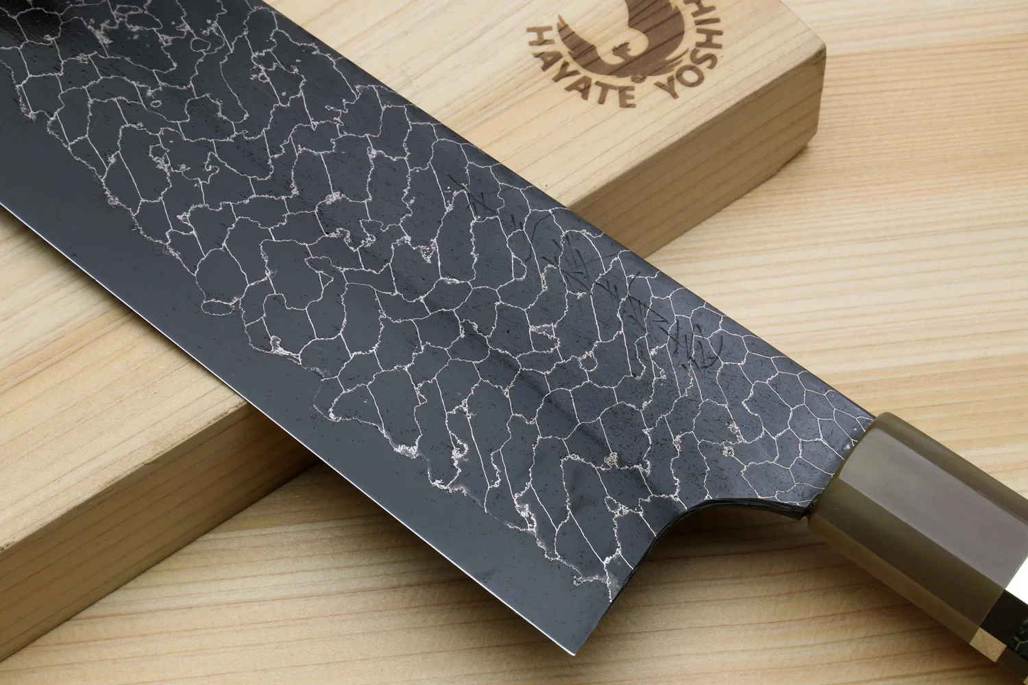 Yoshihiro Mazaki Hon-Sanmai Snake Skin Pattern Damascus Kurouchi Black-Forged Blue Steel Nakiri Vegetable Knife, Mazaki Limited Edition (Blade Length: 165mm) - Image 4