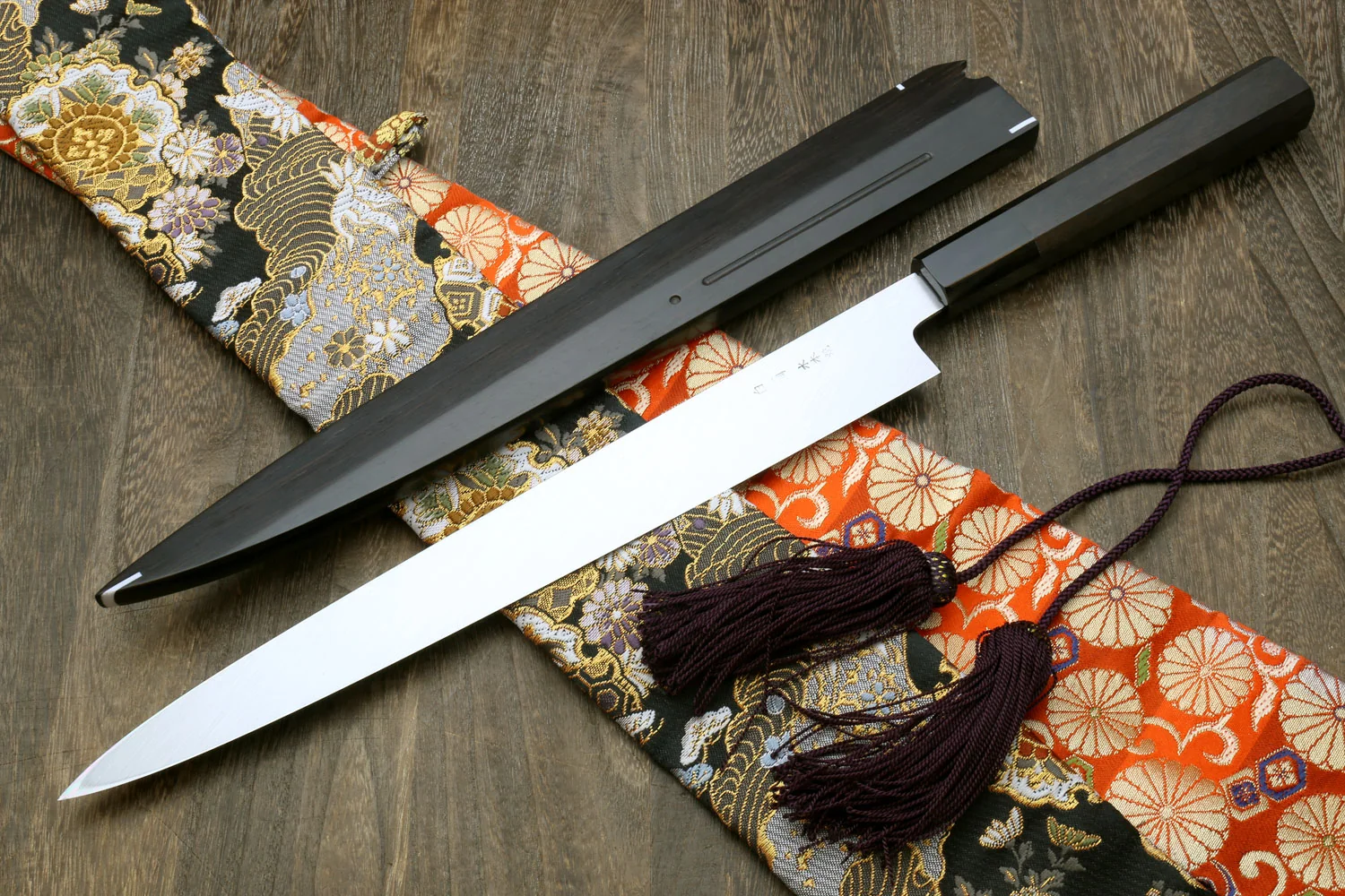 Yoshihiro Mizu Honyaki Mirror-Finished Namiukashi White Steel #2 Yanagi Sushi Sashimi Japanese Knife Ebony Handle and Saya - Image 3