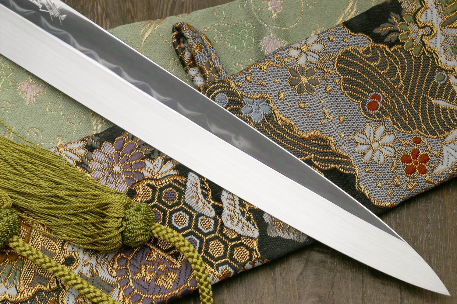 Yoshihiro Mizu Honyaki White Steel Mirror-Finished Namiukashi Yanagi Ebony Handle - Image 8