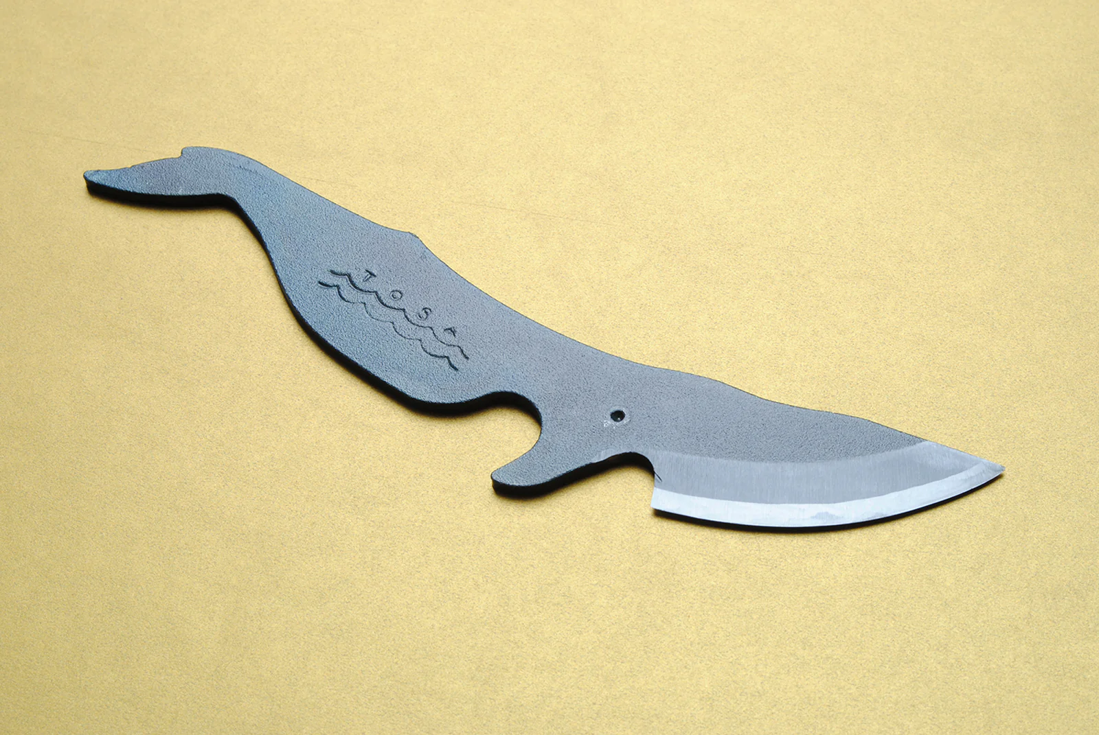 Yoshihiro Shiroko High Carbon Steel Kurouchi KUJIRA Whale Japanese Utility Knife (Whale B Type) - Image 3