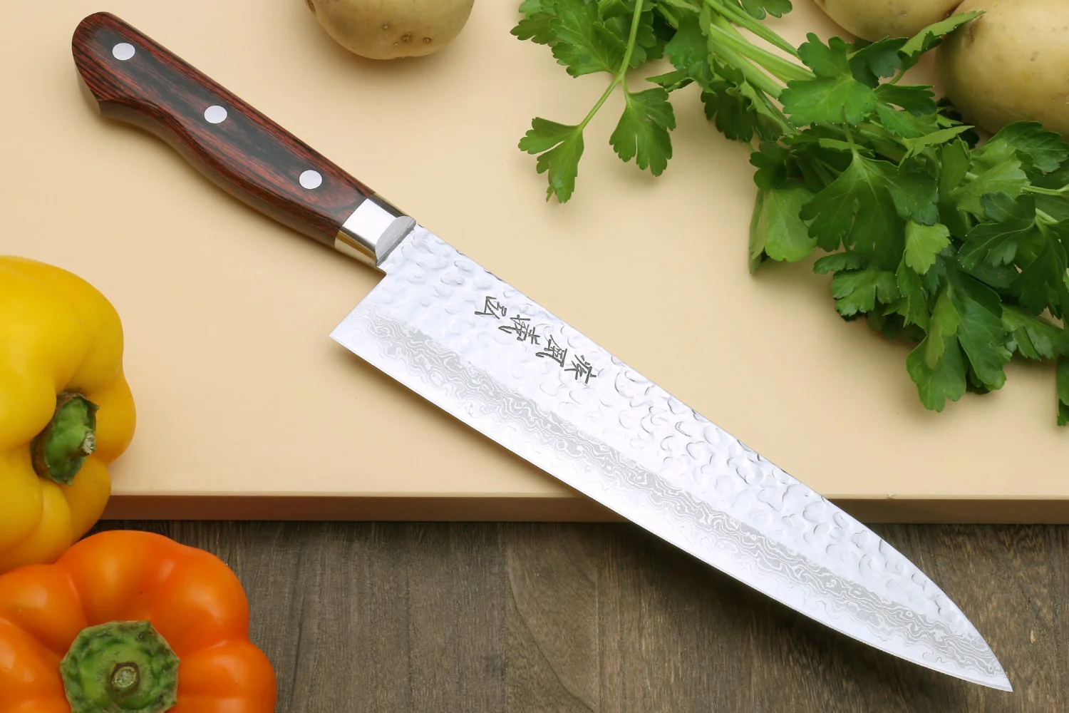 Yoshihiro VG-10 16 Layer Hammered Damascus Stainless Steel Gyuto and Paring Knife Set - Image 2