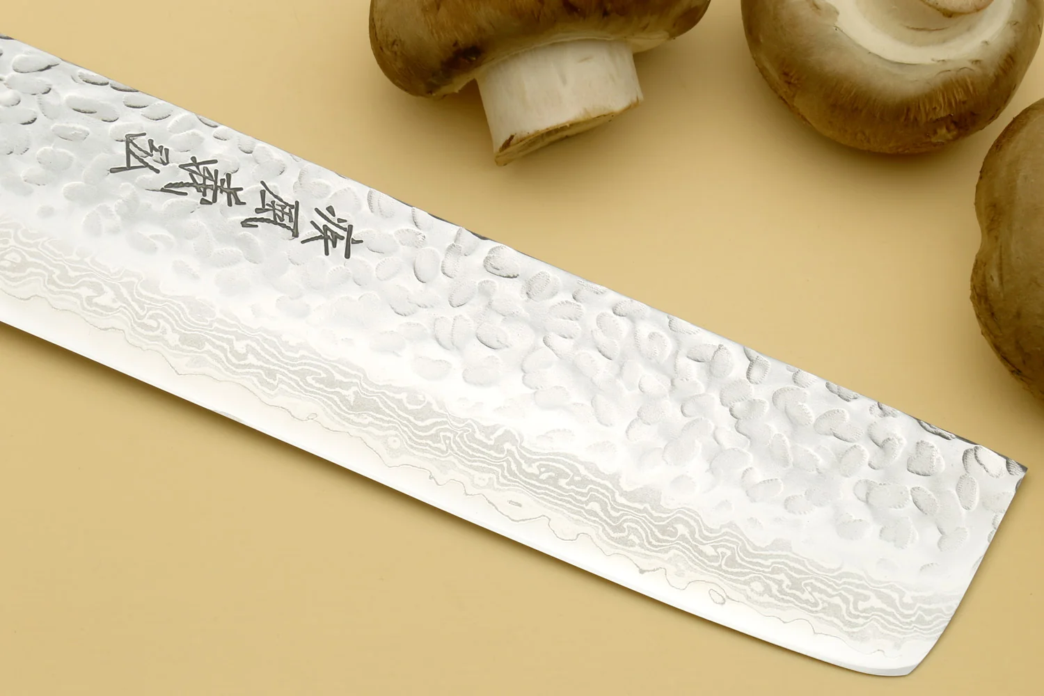 Yoshihiro VG-10 16 Layer Hammered Damascus Stainless Steel Nakiri and Paring Knife Set - Image 5