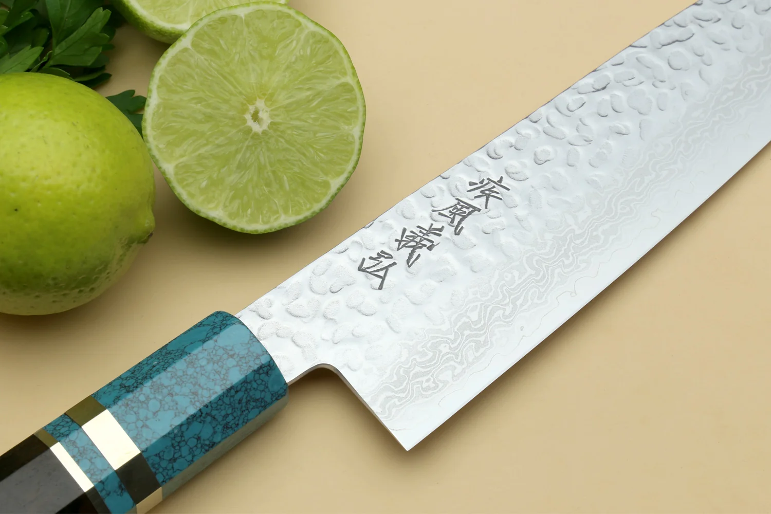 Yoshihiro VG-10 46 Layers Hammered Damascus Santoku Japanese Multipurpose Knife Octagonal Turquoise Blue Handle (Blade Length 7" (180mm)) - Image 3